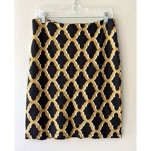 J.McLaughlin Stretch Pencil Skirt Back Zip Slit Black Gold Geo Print Sz M